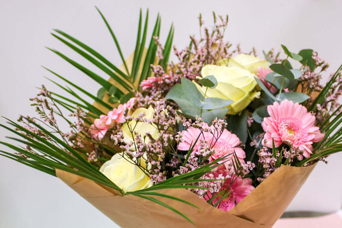Cupids Crush Fresh Flower Bouquet - GIFT ARRANGEMENT - Magic and Stars -Flower Bouquets-Wildest Dreams Flowers