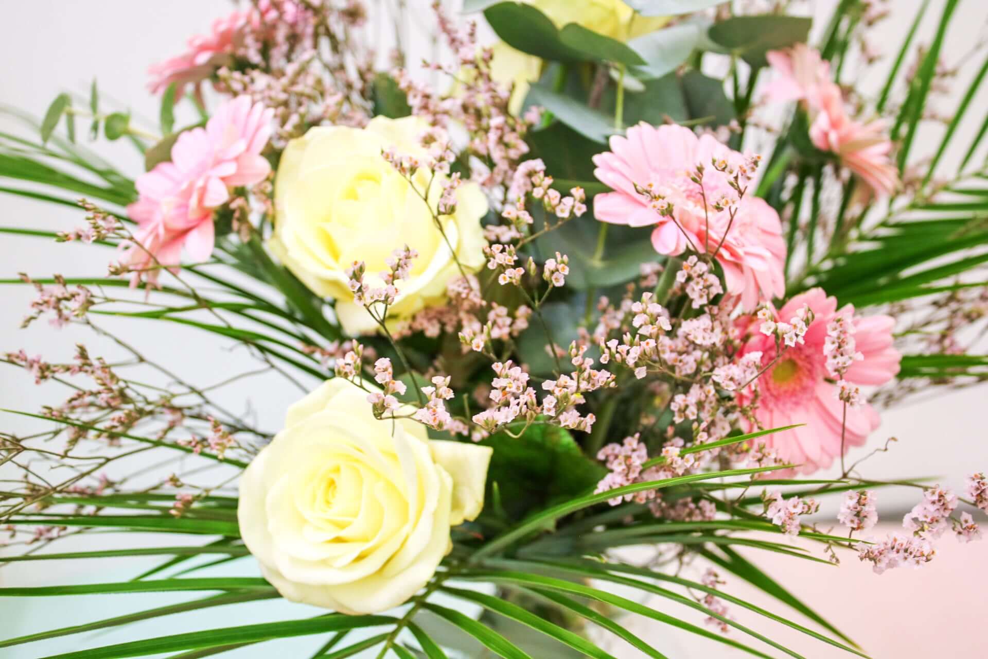 Cupids Crush Fresh Flower Bouquet - GIFT ARRANGEMENT - Magic and Stars -Flower Bouquets-Wildest Dreams Flowers