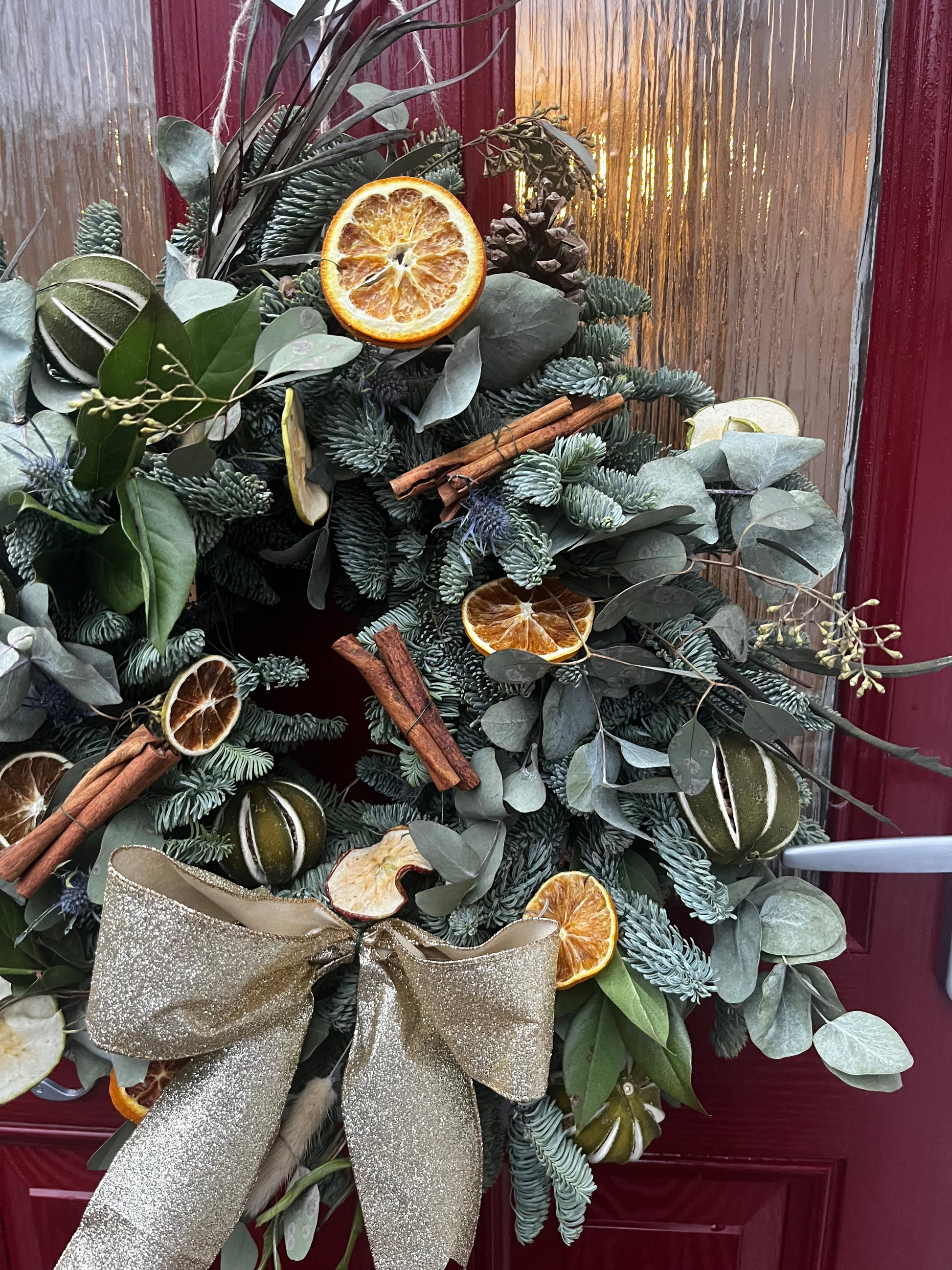 Traditional Christmas Wreath | Scented Wreath with Dried Fruit, Cinnamon & Gold Ribbon