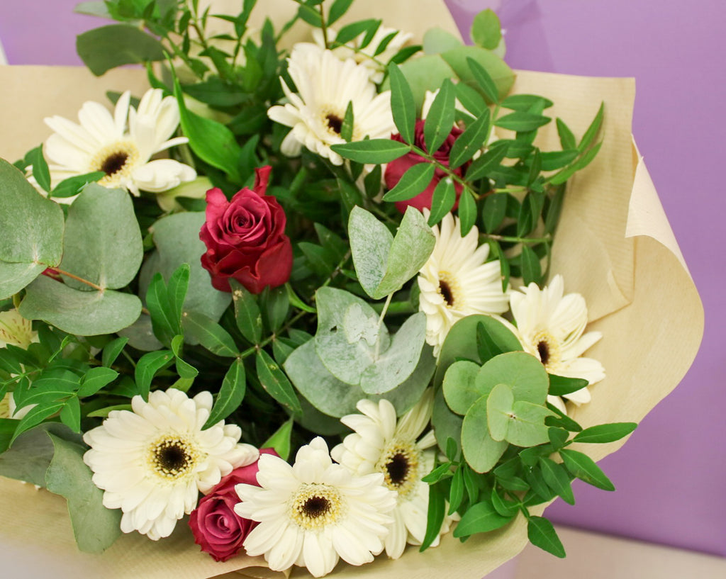 Vibrant Gerbera Seasonal Bouquet - Fresh Hand-Tied Flowers