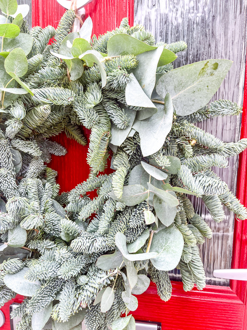 Fresh Green Christmas Wreath | Pine & Eucalyptus Door Wreath | Natural Festive Decoration
