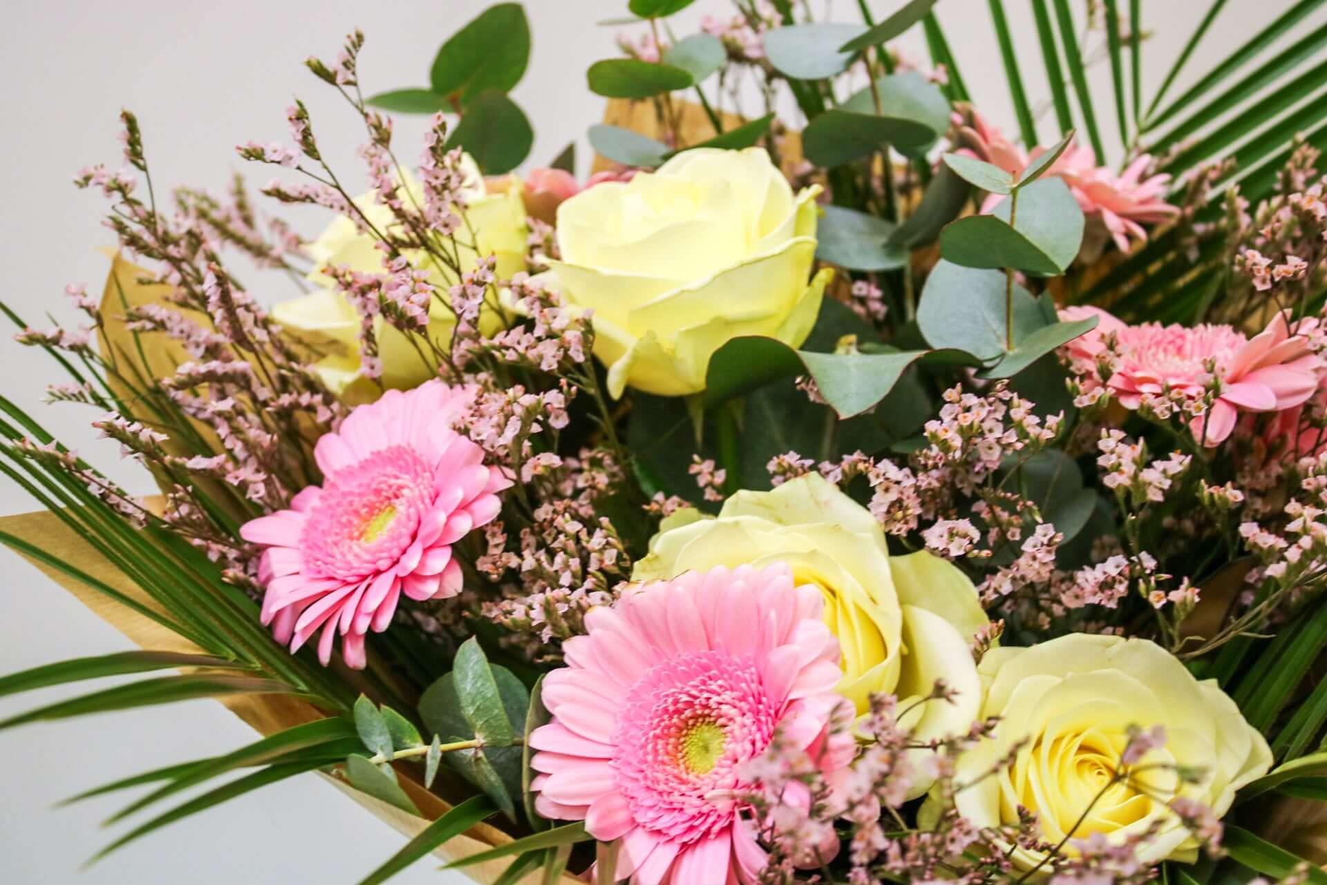 Cupids Crush Fresh Flower Bouquet - GIFT ARRANGEMENT - Magic and Stars -Flower Bouquets-Wildest Dreams Flowers