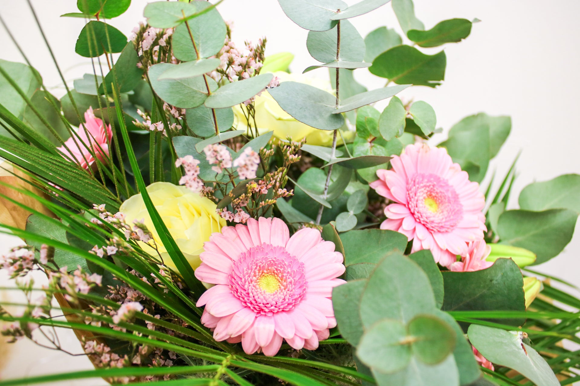  Pink and white fresh flower bouquet in eco-friendly delivery box – Wildest Dreams Flowers packaging