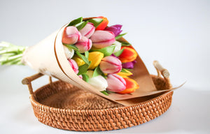 Premium Fresh Spring Tulip Bunches - Expertly Delivered Nationwide